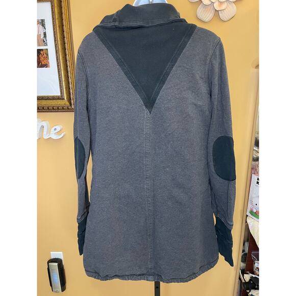 Lululemon Athletica jacket long sleeve asymmetric pockets black size 8 med/large - Picture 9 of 10